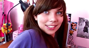 নির্লজ্জ ভ্যালেন্টিনা ন্যাপি এমনকি ফেরেশতাদের সাথে উঠে সেক্স ইংলিশ ভিডিও যায়