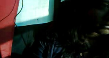 একটি কঠিন হাড় থেকে বড় নিতম্ব সঙ্গে একটি লাল লিজার সেক্স ভিডিও কুত্তার পাছায় বাঁড়া