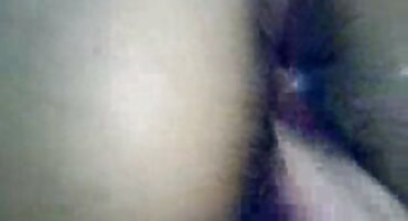 মা দেখলেন যে তার মেয়ে একজন গৃহশিক্ষকের সাথে মজা করছে এবং তাও বাংলা গান sex চাইছে