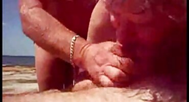 সুন্দর BI মেয়েরা একটি লোককে বাংলা সেক্সি ভিডিও এইচডি একে অপরকে চুষতে এবং ভগ চুষতে সহায়তা করে।