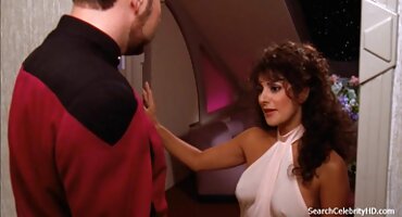 একটি ছোট কুয়েত সেক্স ভিডিও চুল কাটা সঙ্গে সৎ কন্যা ক্যান্সার পেয়েছে, পায়ুপথে ইঙ্গিত