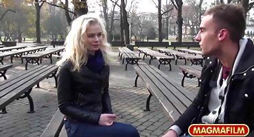 আরিয়ানা মেরি 25 সেন্টিমিটারের কালো সদস্যকে ভয় দেখায় সেক্স ভিডিও সং না।