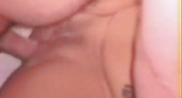 ডাক্তার তার ছোট বাচ্চাদের সেক্স ভিডিও স্বামী লোশকার সামনে একটি পরিপক্ক সৌন্দর্য নিয়ে আসে।