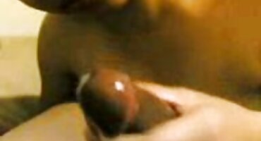 বড় স্তন নিয়ে ইমু সেক্স ভিডিও লম্পট মা তার ছেলে মেয়েকে শেখায় কিভাবে ভাল করে চুদতে হয়।