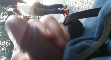 আমেরিকানদের সাথে রাশিয়ান বাংলাদেশি সেএক্স MILF যৌনতার সাথে স্বাধীনতা দিবস উদযাপন করে।