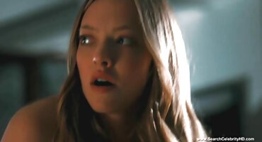 বন্ধুদের একসাথে একটি লাল মাথার রচনা ব্যানার্জীর সেক্স ভিডিও MILF croupier আছে