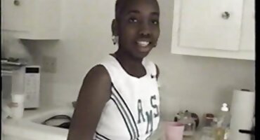 Marley Brinx হার্ড পায়ু চোদা সঙ্গে শুরু অ্যানিম্যাল সেক্স ভিডিও