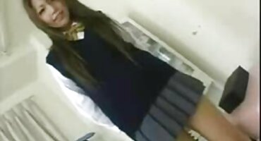 সেক্সওয়াইফ একটি কুকল্ড সামনে তিনটি কালো সঙ্গে fucks এবং তার মুখে কাম থুতু সেক্স ভিডিও মুভি